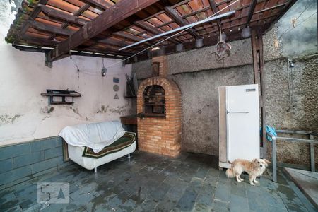 Casa à venda com 240m², 3 quartos e 4 vagasÁrea comum - Churrasqueira