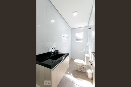Casa à venda com 198m², 3 quartos e 2 vagas2o. Andar - Banheiro social