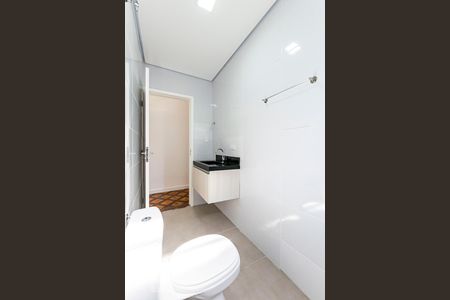 Casa à venda com 198m², 3 quartos e 2 vagas2o. Andar - Banheiro social