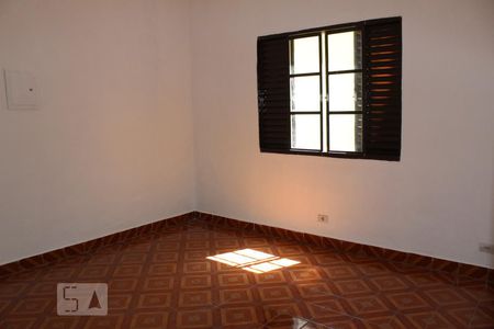 Quarto de casa para alugar com 1 quarto, 55m² em Vila Uniao (zona Leste), São Paulo