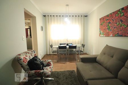Sala de apartamento para alugar com 2 quartos, 66m² em Campestre, Santo André