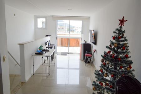 Apartamento à venda com 178m², 3 quartos e 2 vagas Apartamento à venda com 178m², 3 quartos e 2 vagasSala 2