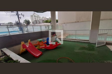 Apartamento à venda com 178m², 3 quartos e 2 vagas Apartamento à venda com 178m², 3 quartos e 2 vagasBrinquedoteca