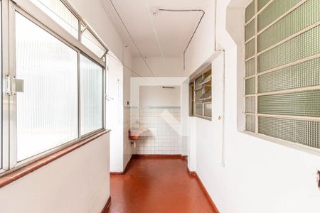 Apartamento à venda com 170m², 2 quartos e 1 vagaÁrea de Serviço