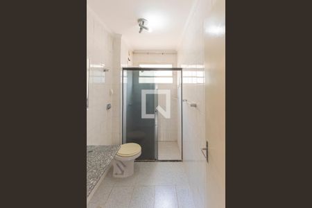 Apartamento à venda com 80m², 3 quartos e 1 vaga Apartamento à venda com 80m², 3 quartos e 1 vagaBanheiro
