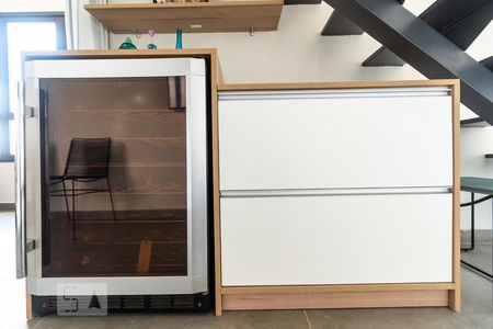 Apartamento para alugar com 68m², 1 quarto e 1 vagabar