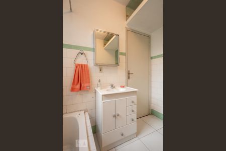 Apartamento à venda com 180m², 4 quartos e sem vaga Apartamento à venda com 180m², 4 quartos e sem vagaBanheiro 2