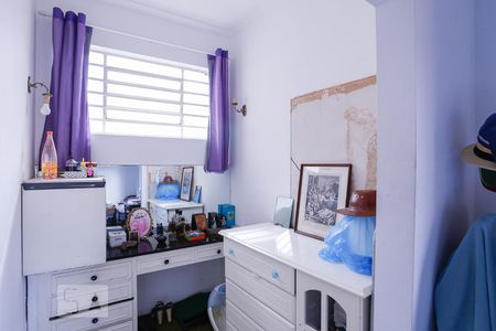 Casa à venda com 220m², 3 quartos e 4 vagas Casa à venda com 220m², 3 quartos e 4 vagasCloaset Suíte