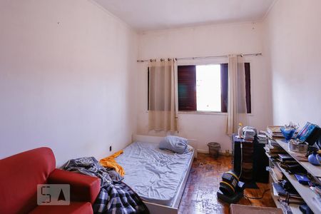Casa à venda com 220m², 3 quartos e 4 vagas Casa à venda com 220m², 3 quartos e 4 vagasQuarto 1