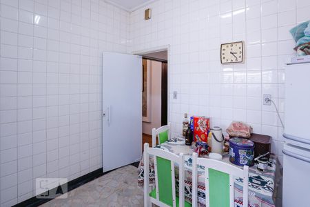 Casa à venda com 220m², 3 quartos e 4 vagas Casa à venda com 220m², 3 quartos e 4 vagasCozinha