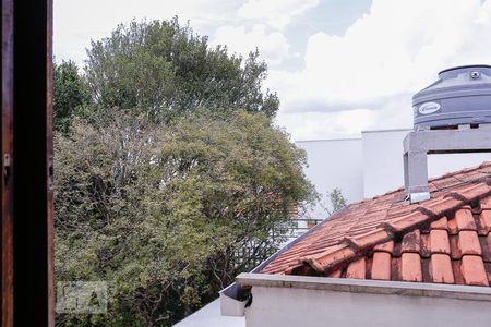 Casa à venda com 220m², 3 quartos e 4 vagas Casa à venda com 220m², 3 quartos e 4 vagasVista Quarto 2