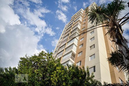 Apartamento à venda com 59m², 2 quartos e 1 vagaFachada