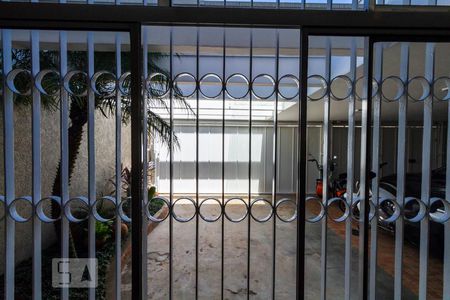 Vista de casa à venda com 4 quartos, 300m² em Planalto Paulista, São Paulo