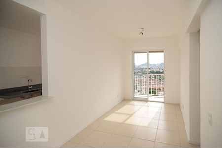 Sala de apartamento à venda com 3 quartos, 60m² em Del Castilho, Rio de Janeiro