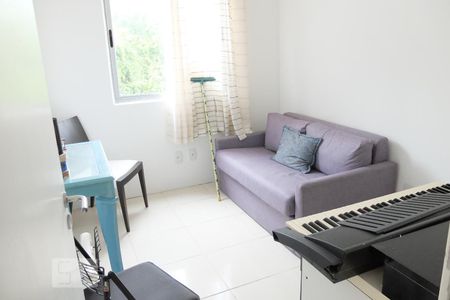 Quarto de apartamento para alugar com 2 quartos, 70m² em Parque Bela Vista, Salvador