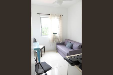 Quarto de apartamento para alugar com 2 quartos, 70m² em Parque Bela Vista, Salvador