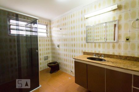 Casa à venda com 150m², 3 quartos e 3 vagasBanheiro da Suíte