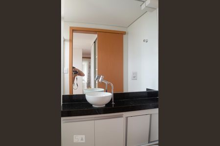 Apartamento à venda com 59m², 2 quartos e 2 vagasBanheiro Corredor