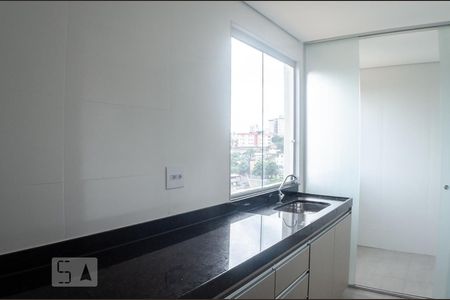 Apartamento à venda com 59m², 2 quartos e 2 vagasCozinha
