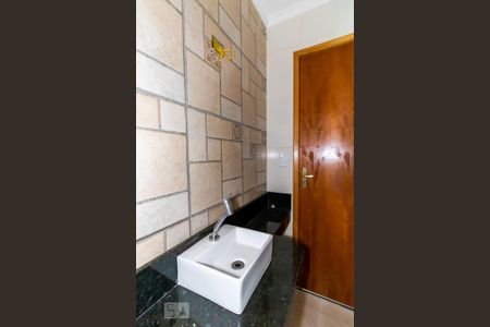 Casa à venda com 180m², 3 quartos e 3 vagas Casa à venda com 180m², 3 quartos e 3 vagasLavabo