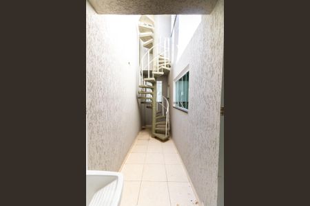 Casa à venda com 180m², 3 quartos e 3 vagas Casa à venda com 180m², 3 quartos e 3 vagasÁrea de Serviço