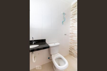 Casa à venda com 180m², 3 quartos e 3 vagas Casa à venda com 180m², 3 quartos e 3 vagasBanheiro da Suíte 2