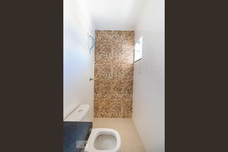 Casa à venda com 180m², 3 quartos e 3 vagas Casa à venda com 180m², 3 quartos e 3 vagasBanheiro da Suíte 1