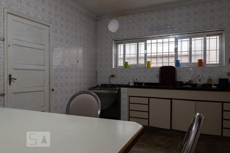 Casa à venda com 232m², 4 quartos e 3 vagasCozinha