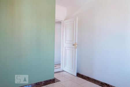 Apartamento para alugar com 120m², 3 quartos e 2 vagas Apartamento para alugar com 120m², 3 quartos e 2 vagasQuarto 1