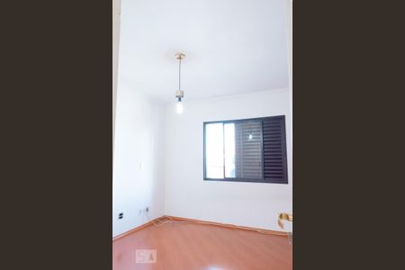 Apartamento para alugar com 120m², 3 quartos e 2 vagas Apartamento para alugar com 120m², 3 quartos e 2 vagasQuarto 2
