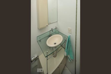 Apartamento à venda com 71m², 2 quartos e 1 vagaBanheiro