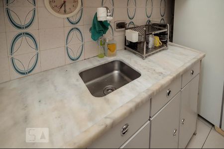 Apartamento à venda com 71m², 2 quartos e 1 vagaCozinha