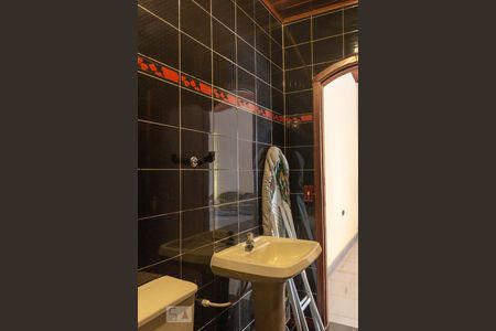 Casa à venda com 180m², 3 quartos e 4 vagassuíte 3