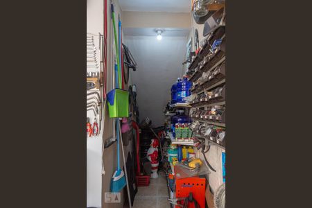 Casa à venda com 180m², 3 quartos e 4 vagasÁrea de Serviço