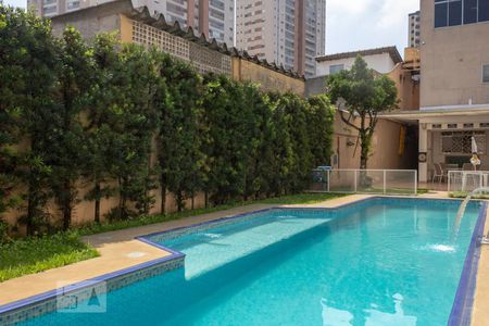 Casa à venda com 180m², 3 quartos e 4 vagasPiscina