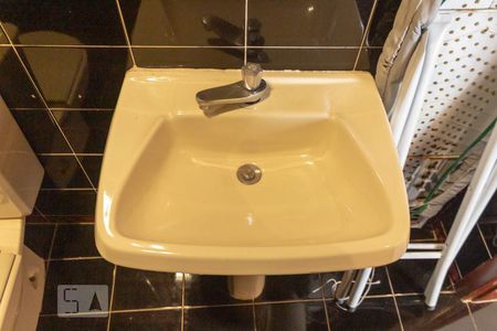 Casa à venda com 180m², 3 quartos e 4 vagassuíte 3