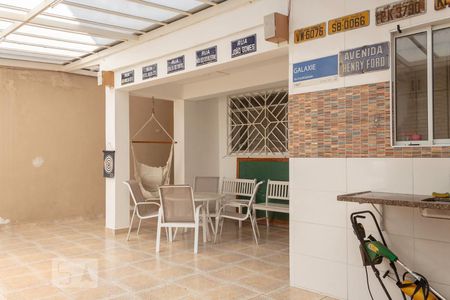 Casa à venda com 180m², 3 quartos e 4 vagasChurrasqueira