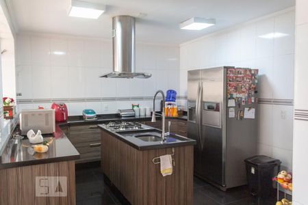 Casa à venda com 180m², 3 quartos e 4 vagasCozinha