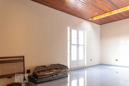 Casa à venda com 180m², 3 quartos e 4 vagassuíte 3