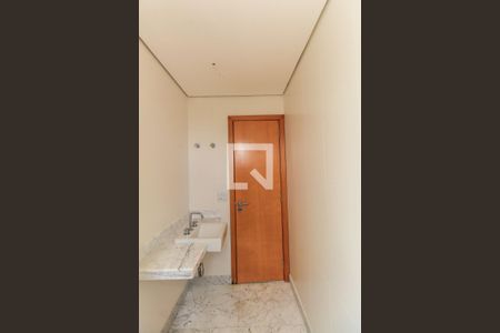 Apartamento à venda com 335m², 5 quartos e 6 vagasBanheiro do Quarto 2