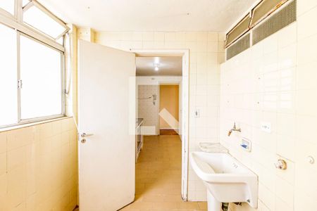 Apartamento à venda com 81m², 2 quartos e 1 vaga Apartamento à venda com 81m², 2 quartos e 1 vagaÁrea de Serviço