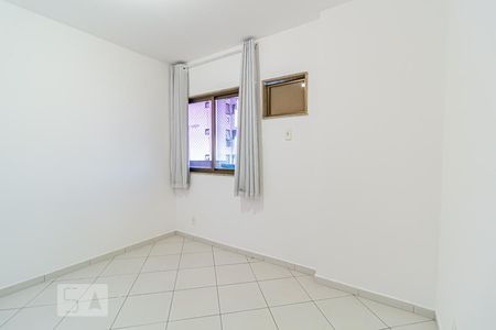 Quarto 1 de apartamento para alugar com 2 quartos, 69m² em Jacarepaguá, Rio de Janeiro