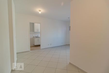 Sala de apartamento para alugar com 2 quartos, 69m² em Jacarepaguá, Rio de Janeiro