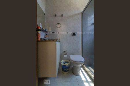 Casa à venda com 175m², 2 quartos e sem vagaBanheiro