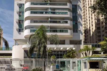 Apartamento à venda com 110m², 4 quartos e 2 vagasFachada do Prédio