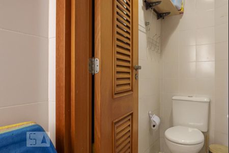 Apartamento à venda com 110m², 4 quartos e 2 vagasBanheiro de Serviço