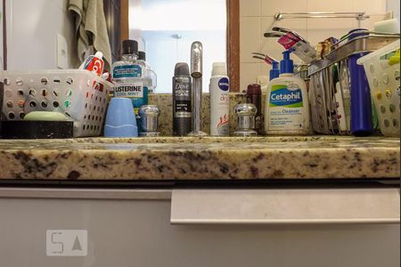 Apartamento à venda com 110m², 4 quartos e 2 vagasBanheiro da Suíte