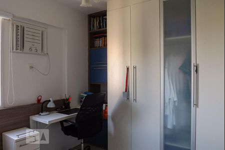 Apartamento à venda com 110m², 4 quartos e 2 vagasQuarto 2