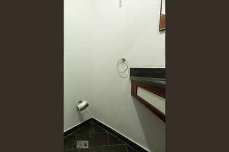 Lavabo de apartamento para alugar com 1 quarto, 30m² em Moema, São Paulo