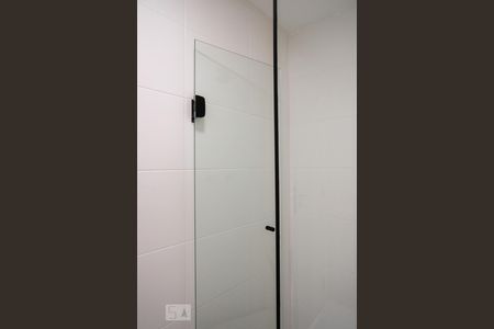 Apartamento à venda com 67m², 2 quartos e 1 vaga Apartamento à venda com 67m², 2 quartos e 1 vagaBanheiro da suíte